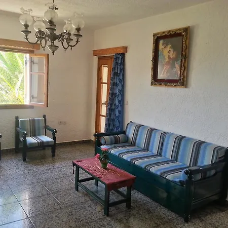 Апартаменты Montemar & *