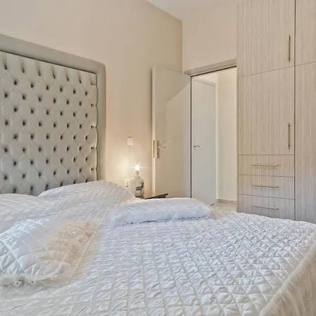 Апартаменты Montemar &